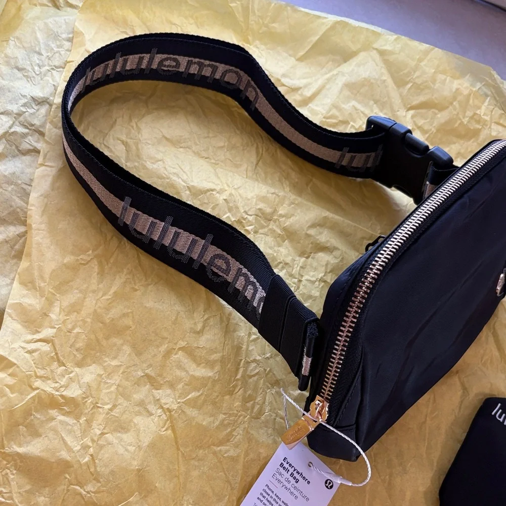 lululemon athletica Black Crossbody Bag Trio 🖤💛 - Picture 3 of 6